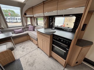 /photos/10144/02cbf8c0-145c-268e-b17d-29d1db5bd733_i320x240.jpg
