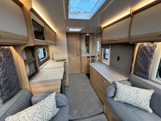 /photos/10144/ca43d1f2-8d3e-141b-f599-a33e4989c2e8_i320x240.jpg